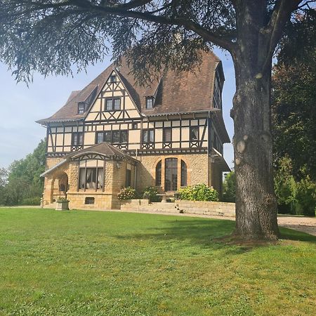 Manoir De La Graviere Bed and Breakfast Mouzon  Buitenkant foto