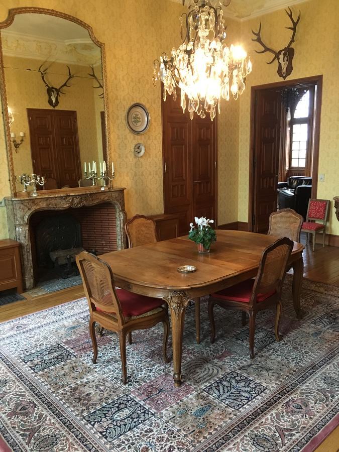 Manoir De La Graviere Bed and Breakfast Mouzon  Buitenkant foto